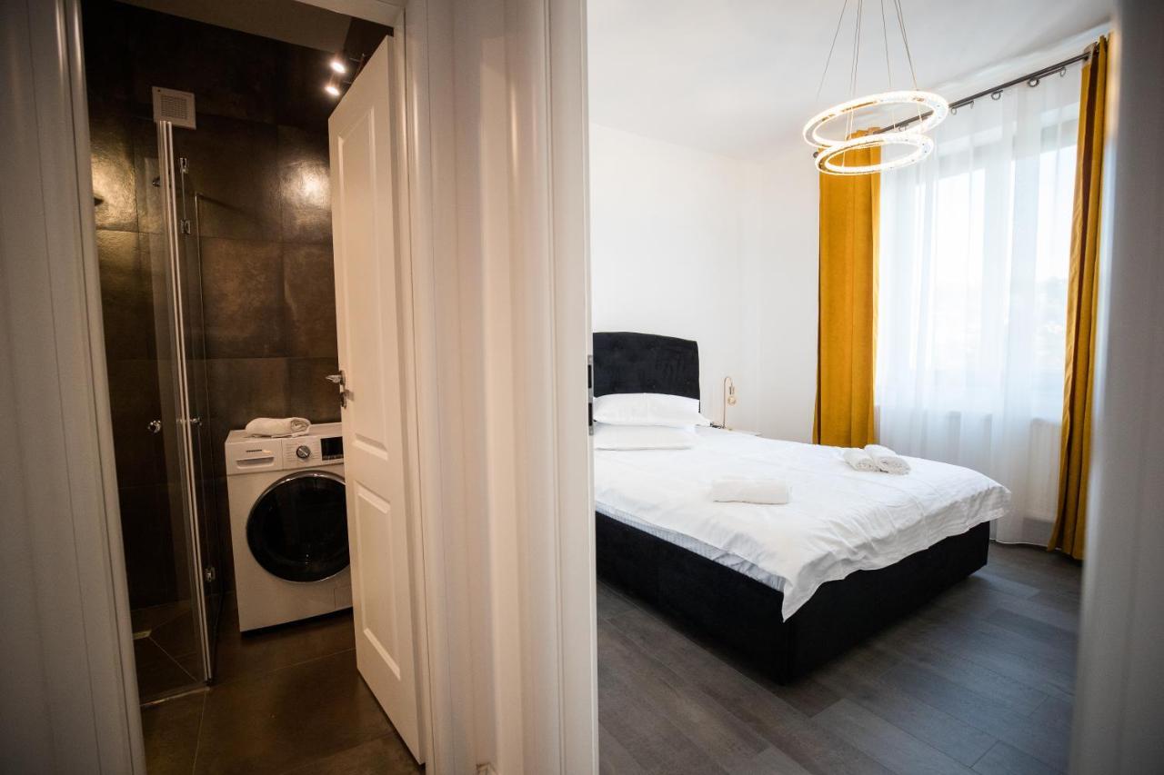 Nest Apartment *