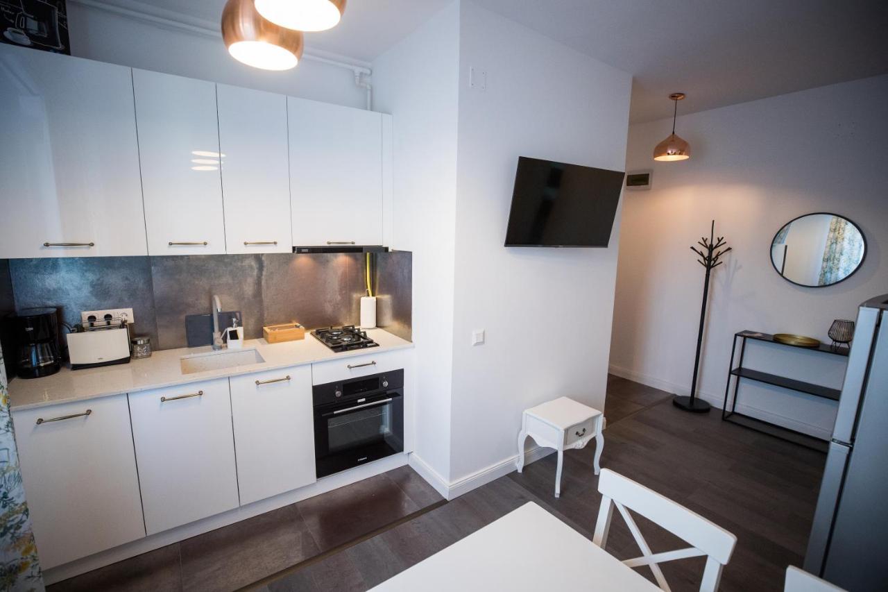 Nest Apartment *