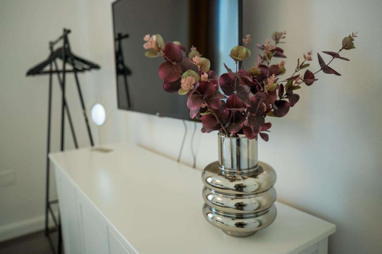 Nest Apartment